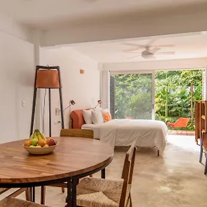 https://casa-de-piedra-tulum.quintano-roohotels.com